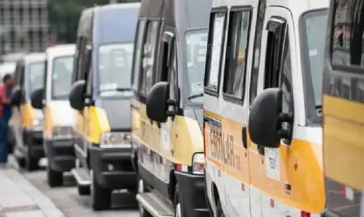 Duas crianças são esquecidas por vans escolares no mesmo dia na Grande SP