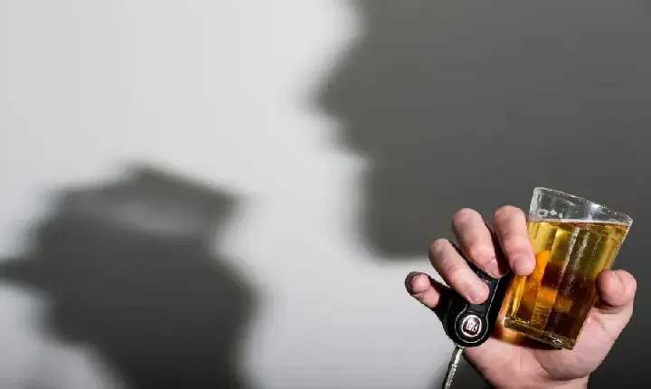 Nova regra para Lei Seca prevê teste para detectar uso de drogas e exame obrigatório em acidente com morte