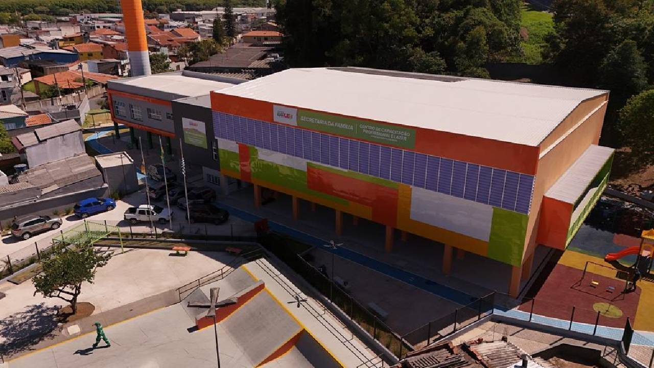 Secretaria da Família promove baile de Dia dos Namorados aberto à comunidade nesta quinta (11)