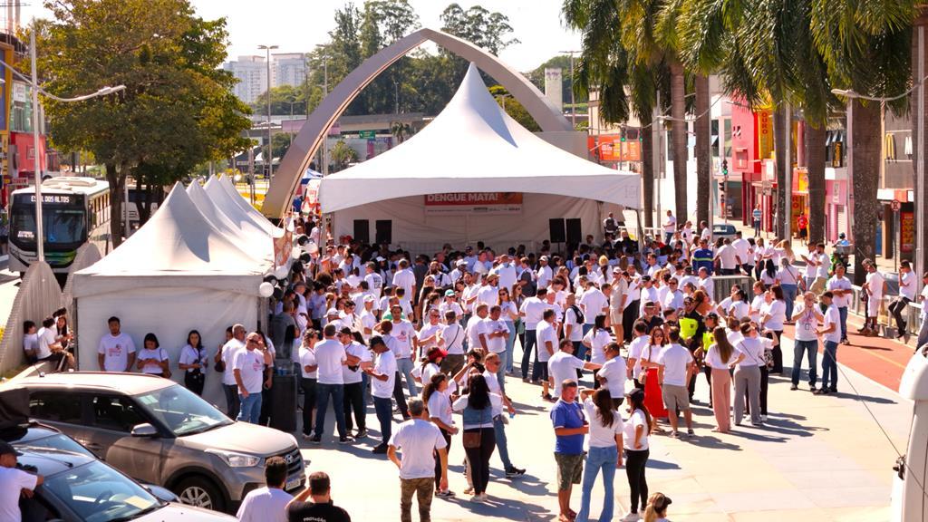 Guerra contra o mosquito: Barueri mobiliza grande mutirão contra a dengue