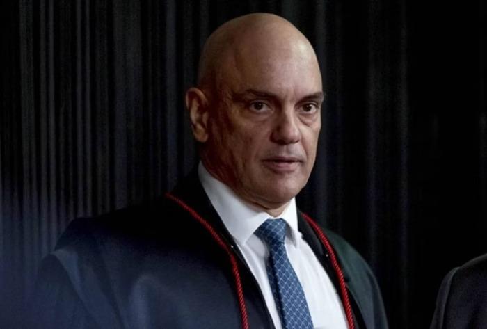 Moraes suspende atos do governo e do Congresso sobre IOF