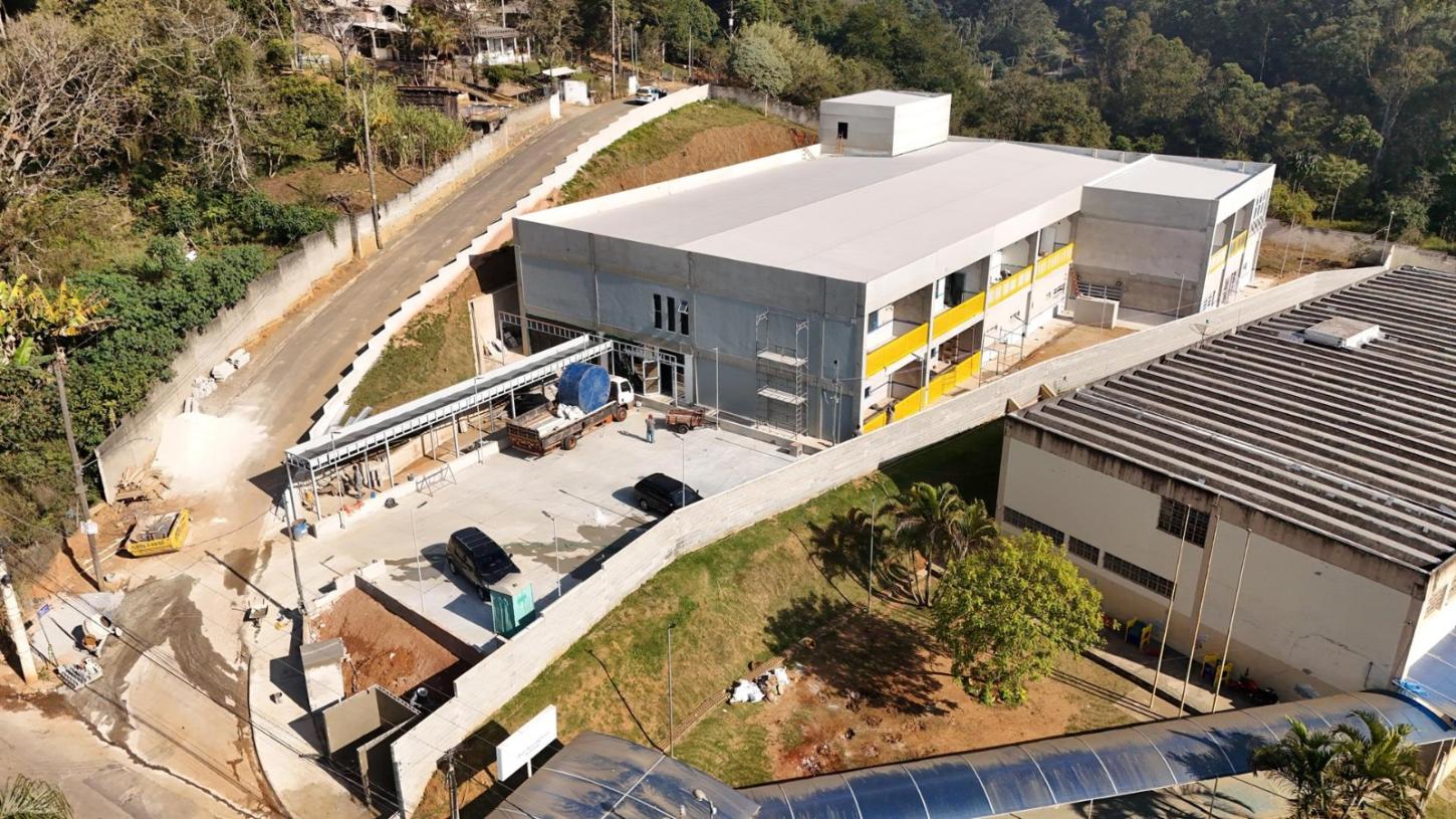 Novo colégio do Parque Jaguari em Santana de Parnaíba está com 80% das obras concluídas