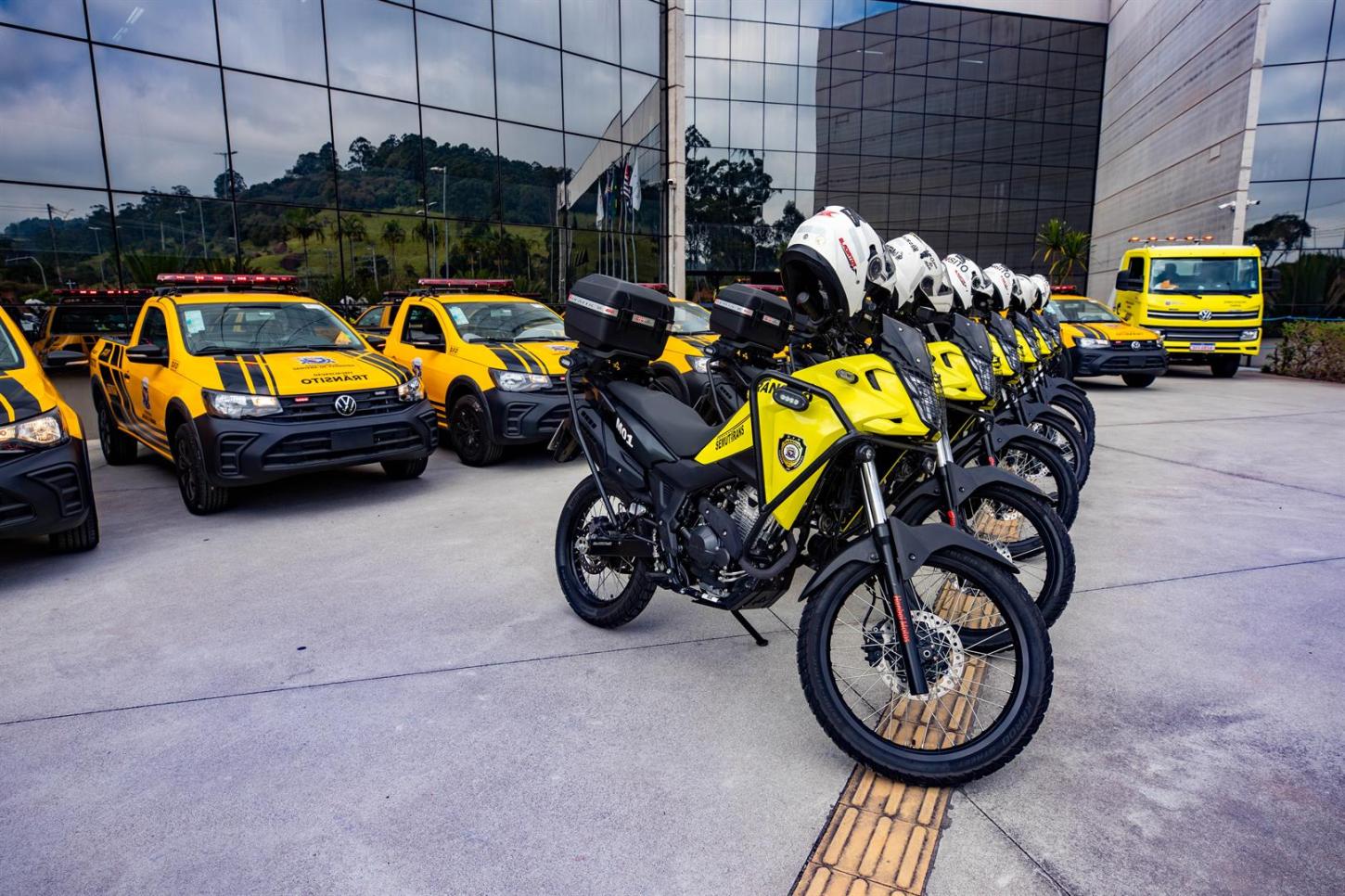 Prefeitura de Santana de Parnaíba renova frota da Secretaria de Transporte e Trânsito com 16 veículos