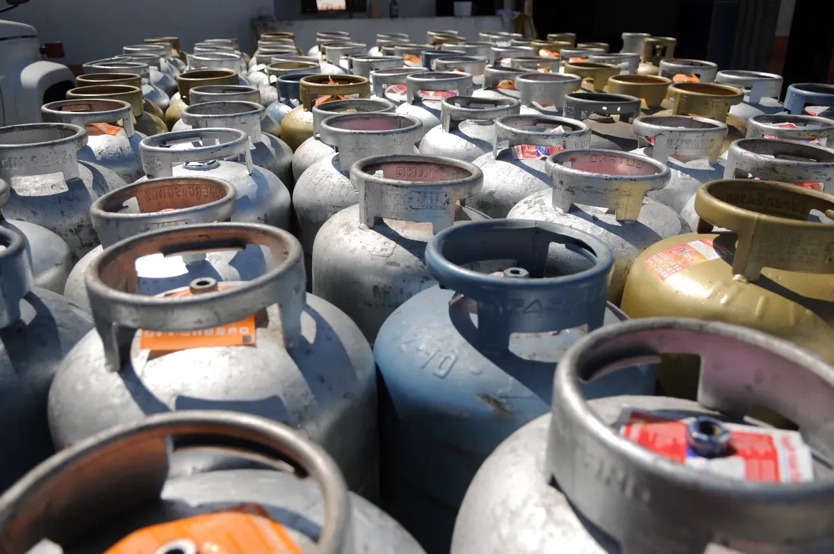 Petrobras anuncia volta à distribuição de gás de cozinha