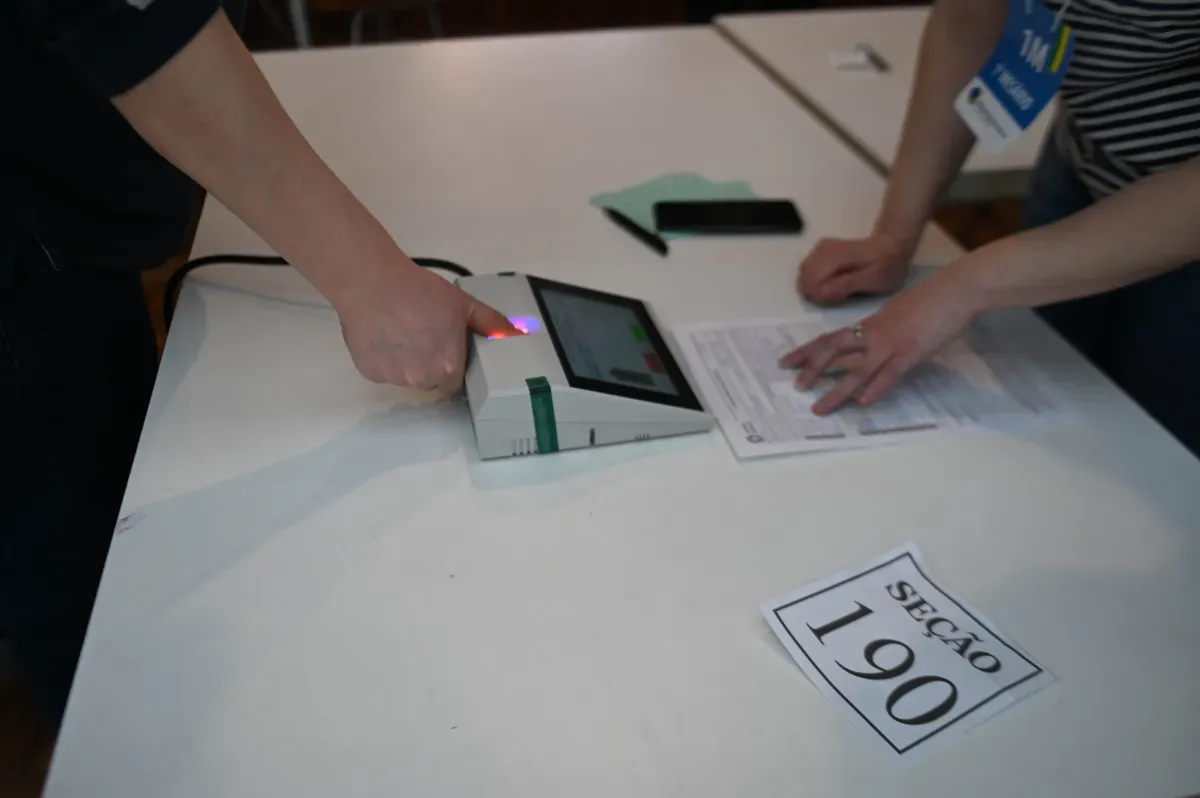 O que são mesários e como se voluntariar ao cargo nas eleições de 2026