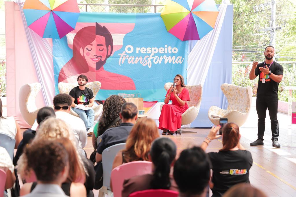 Semana de Visibilidade Trans luta pelos direitos e reconhecimento da comunidade