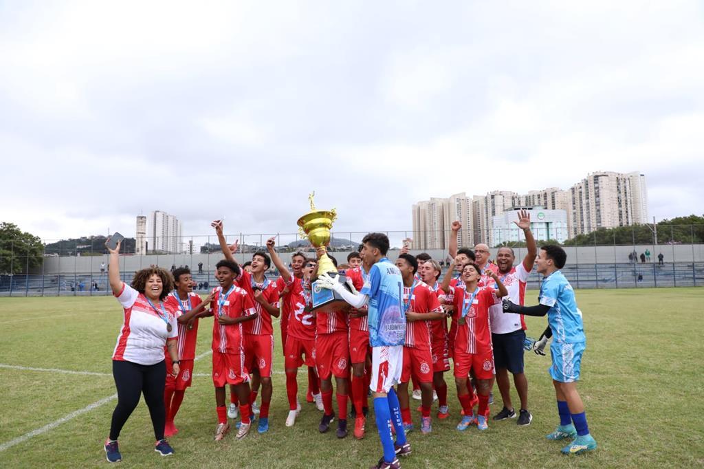 Só Loucura e América conquistam a Recopa Barueri