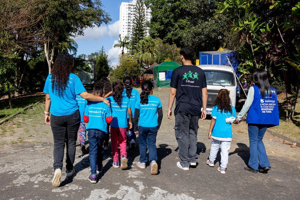 Caminhada Ambiental incentiva conscientização no Parque Dom José