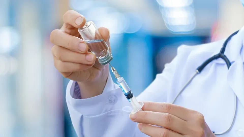 Anvisa atualiza composição de vacinas contra Covid para acompanhar variantes em circulação