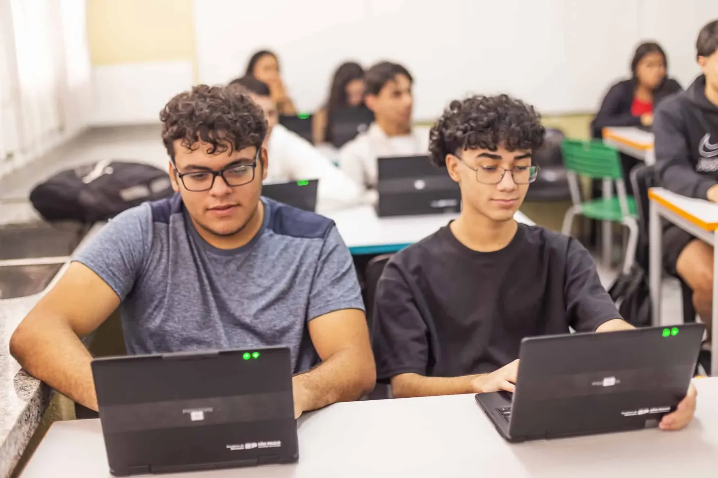 São Paulo tem 2.631 oportunidades de estágio remunerado para alunos do Ensino Médio Técnico